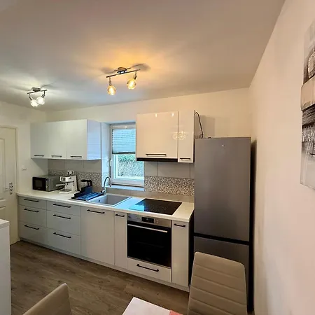 Harsona Vendeghaz アパート *